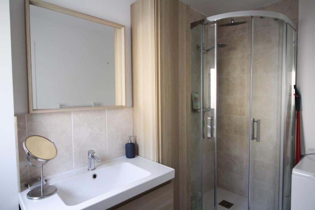 Appartement Avec Terrasse Privee, Plage A Pied Saint-Aubin-Sur-Mer  Exteriér fotografie